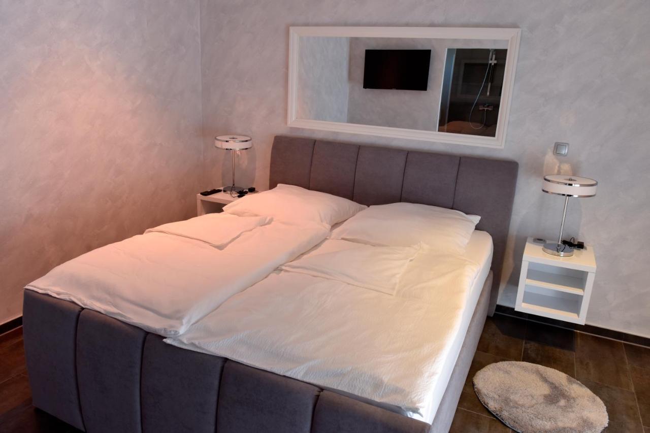 Apartmani I Bungalovi Trojka Banja Luka Eksteriør billede