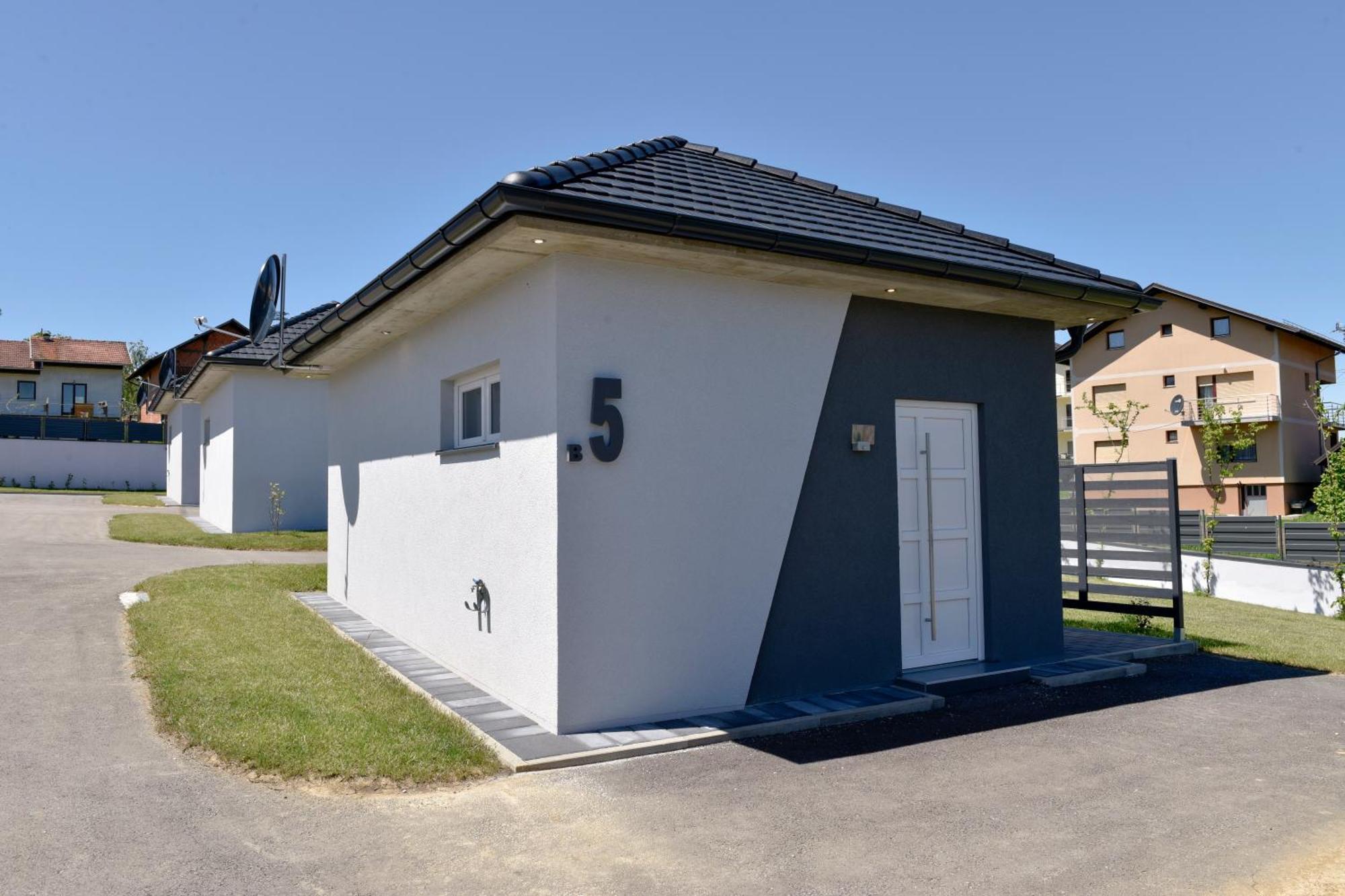 Apartmani I Bungalovi Trojka Banja Luka Værelse billede